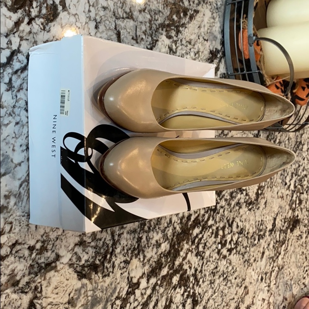 Nine West nude heals